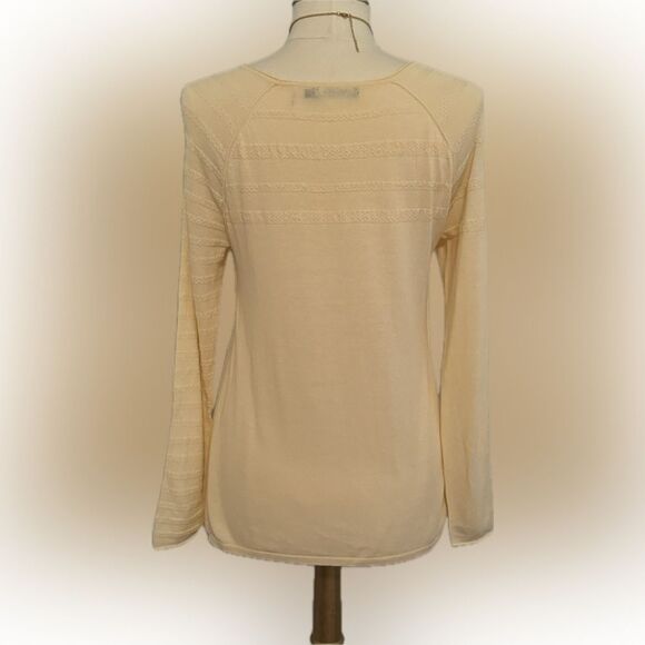 Nic + Zoe light yellow detailed top! - Picture 3 of 14